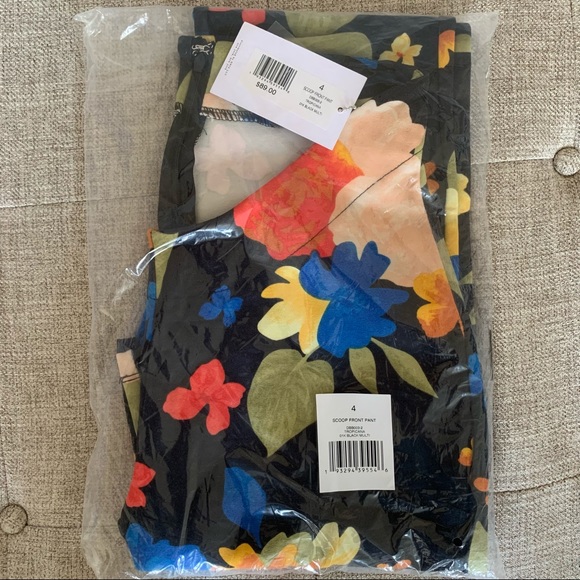 Floral Pants - Picture 4 of 7